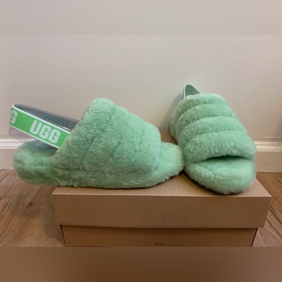 UGG Fluff Yeah Slide Apple Green Women’s Size 9 New With Box - Picture 2 of 8